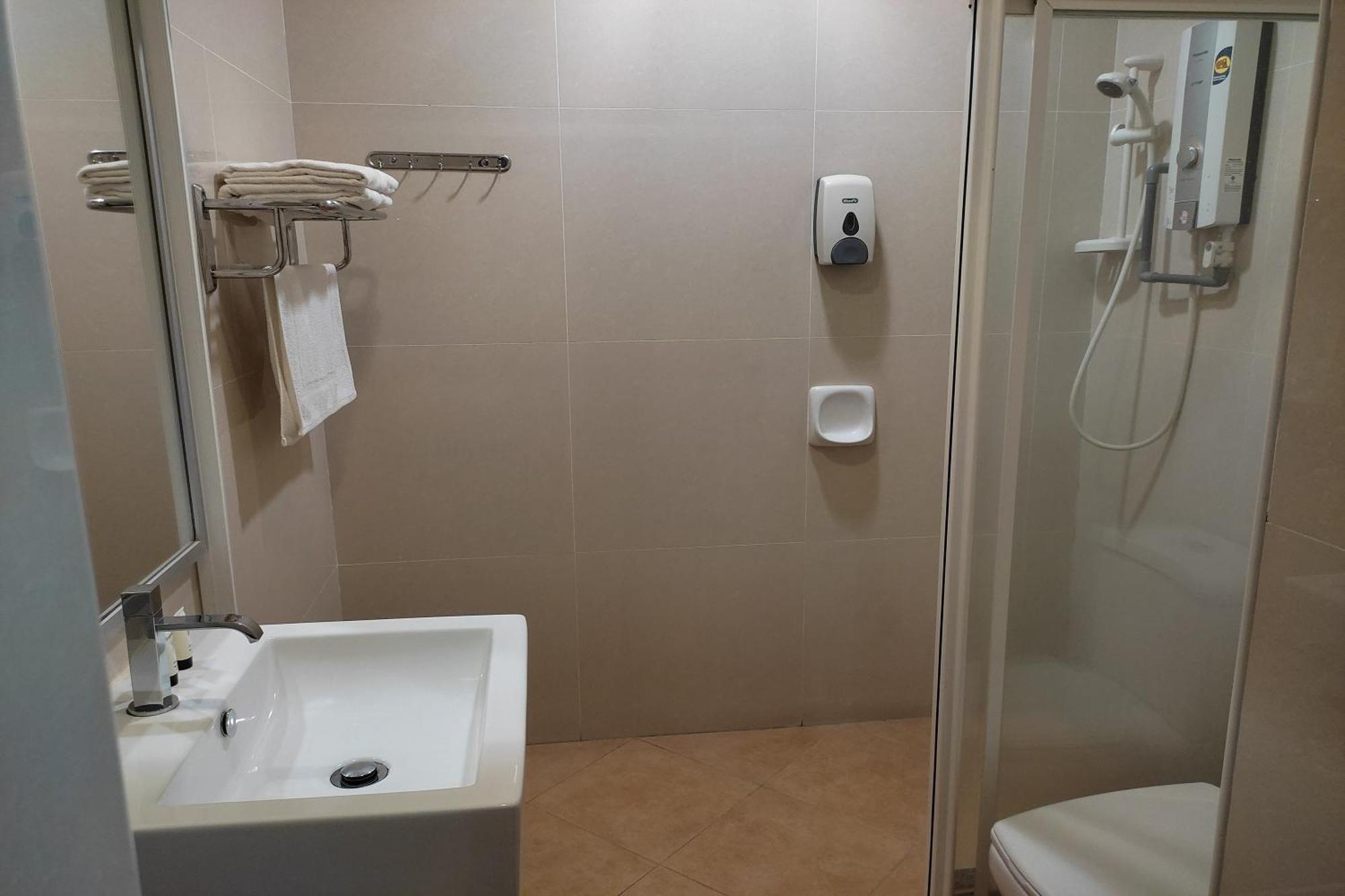 Hotel D'New 1 Kk Sabah Donggongon Экстерьер фото